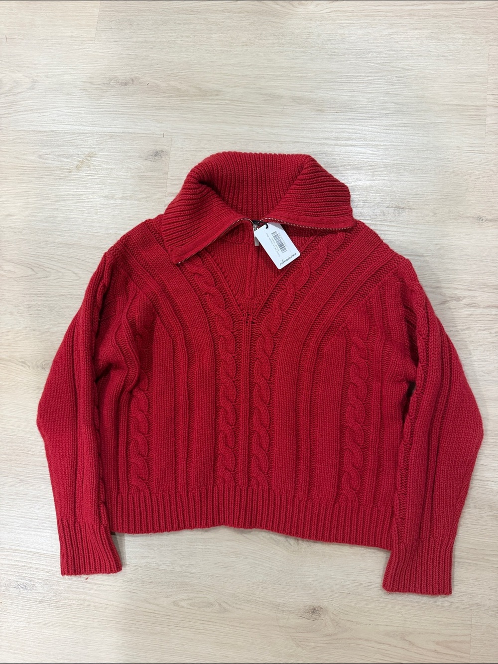 New Olivaceous Small Women’s Red Cable-Knit Zip Collar Sweater